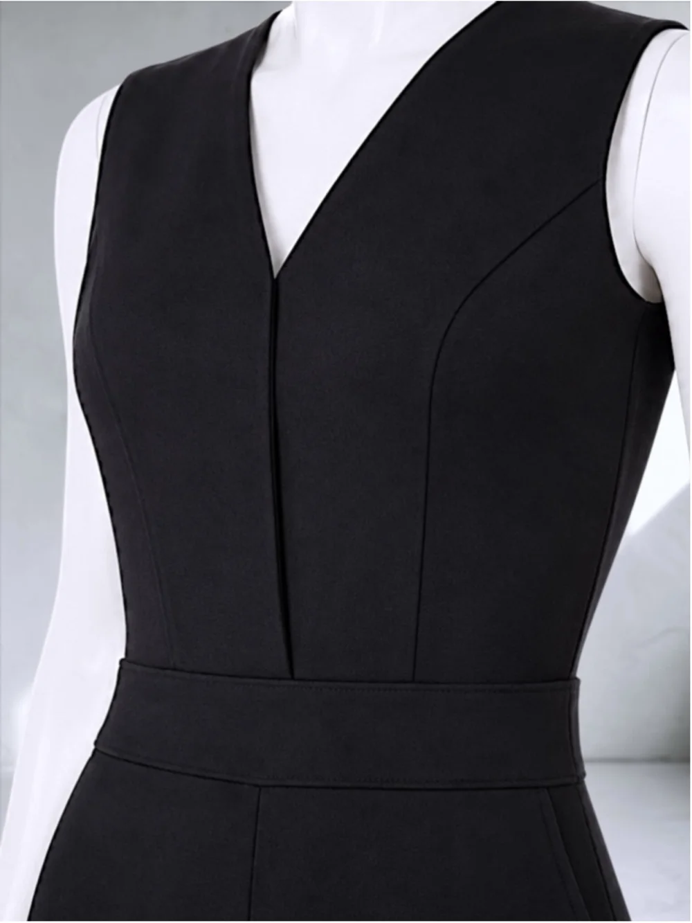 SPANX Black Sleeveless Flare Ponte Jumpsuit – Size L - Picture 4 of 14